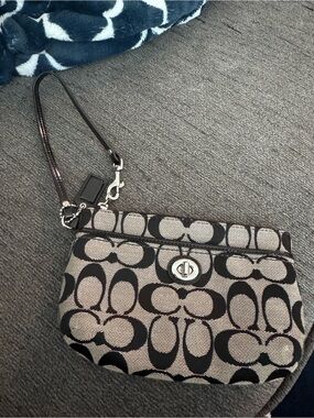COACH Wristlet Bag in Black and Cream